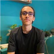 Ingénieur logiciel et formateur expérimenté en informatique appliquée